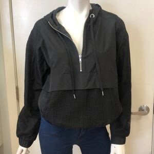 Forever 21 Black Nylon Mesh Quarter Zip Pullover Jacket Size Small